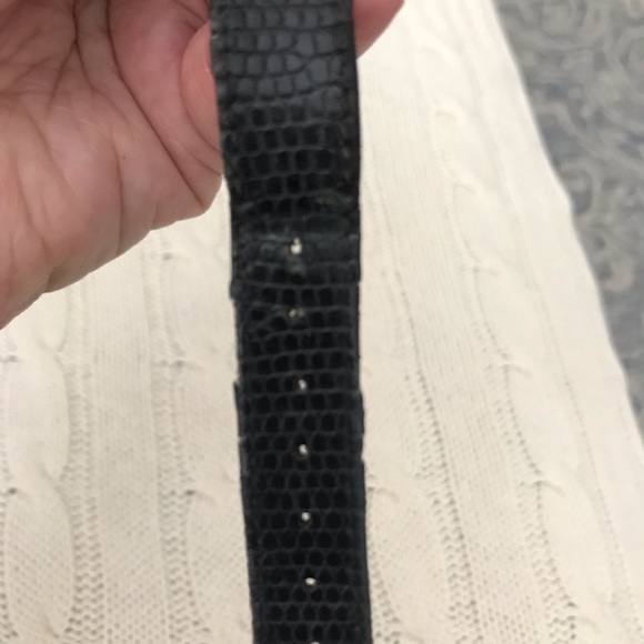 Authentic Vintage Gucci Black Enamel Watch - Picture 7 of 7